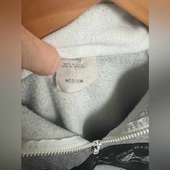 (🎄BOGO) VINTAGE Golden Gate Bridge Sweatshirt - Picture 3 of 3